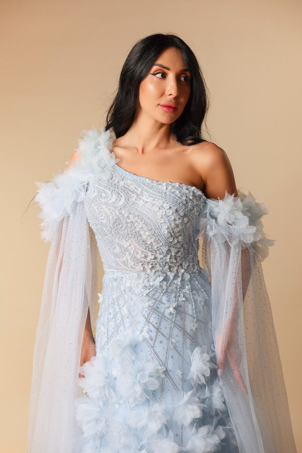 One-shoulder Closhing Dress