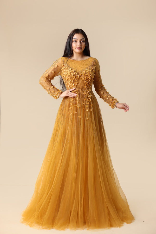 Neckline dress